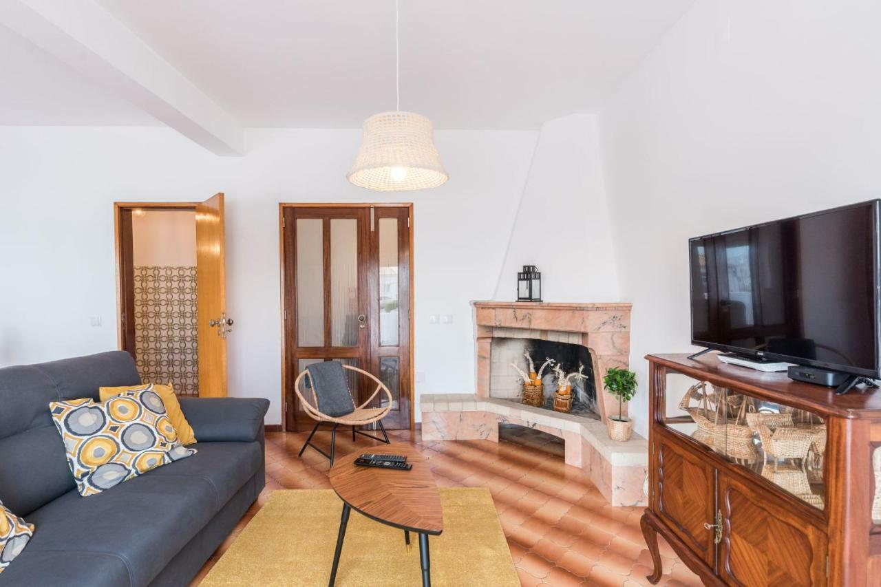 Lovelystay - 3 Bedroom Apartment In Vila Do Bispo Exterior photo
